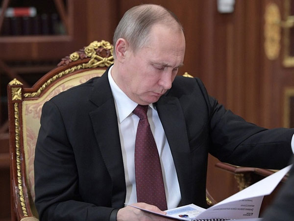 Bất ngờ với chế độ sinh hoạt của “cú đêm” Putin