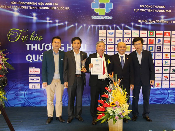 Nhựa tiền phong đạt danh hiệu " thương hiệu quốc gia - Viet Nam Value" 2016