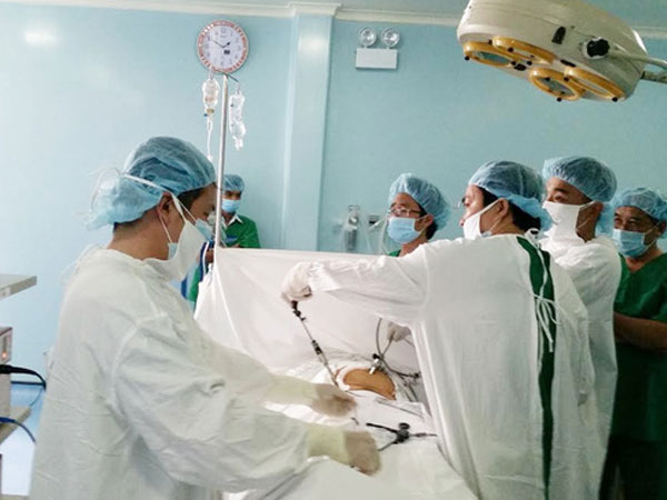 Bị viêm ruột thừa nhưng tưởng động thai, thai phụ Bình Phước suýt mất con