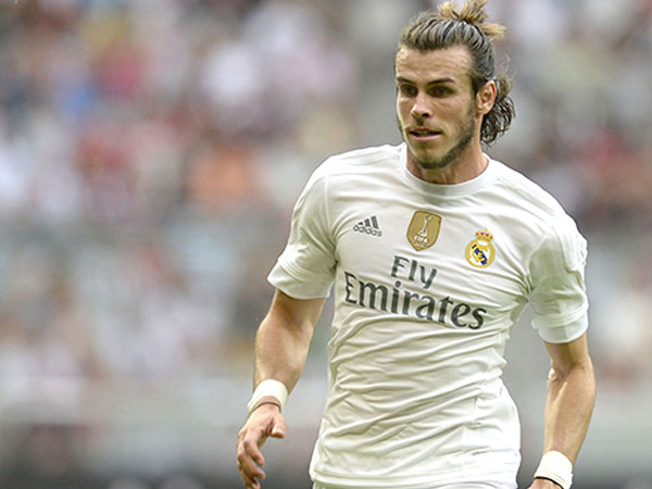 Man United có nên theo đuổi Bale?