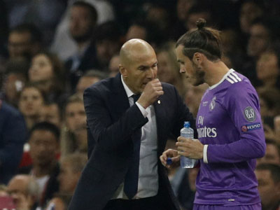 Zidane nói gì khiến Real bùng nổ ở hiệp hai