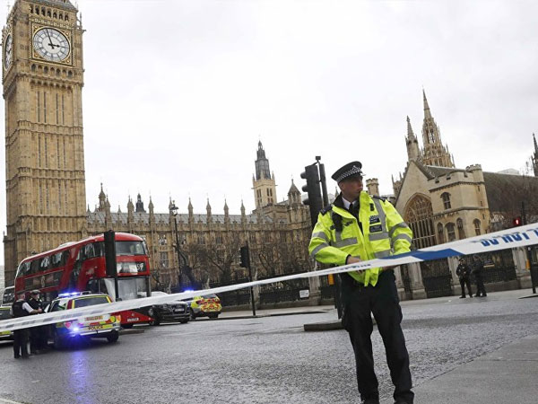 Có một London vắng lặng sau khủng bố