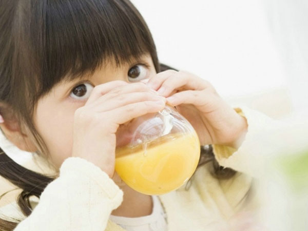 7 điều mẹ luôn phải nhớ để con không mắc bệnh giữa những ngày nắng nóng