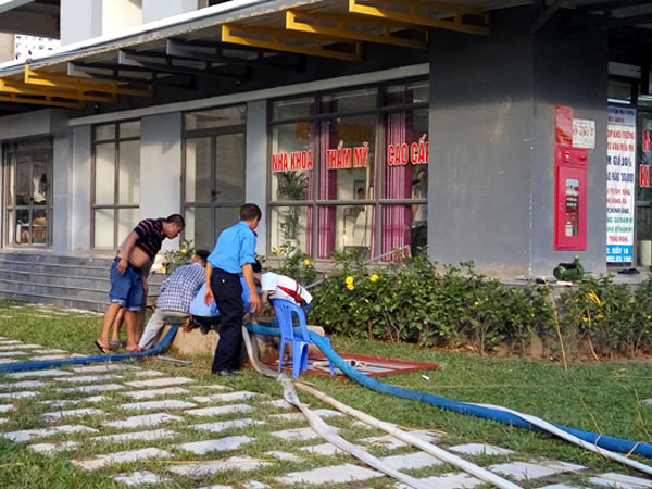 Hà Nội: Cư dân chung cư Linh Đàm lại "kêu trời" vì mất nước sạch cả tháng