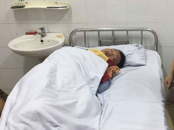 Hà Nội: Phụ xe khách bị nhóm côn đồ hành hung bất tỉnh chỉ vì quả mít?