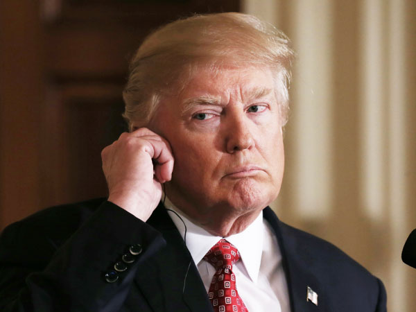 Hơn 100 nghị sĩ đòi kiện Tổng thống Trump vì xung đột lợi ích