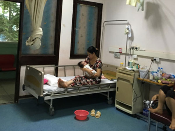 Giật mình với giá phòng “cắt cổ” của Bệnh viện Nhi Trung ương