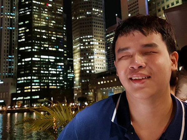 Nguyễn Hoàng Giang - Cậu sinh viên khiếm thị một mình sang Singapore làm app đặt xe cho người đồng cảnh ngộ