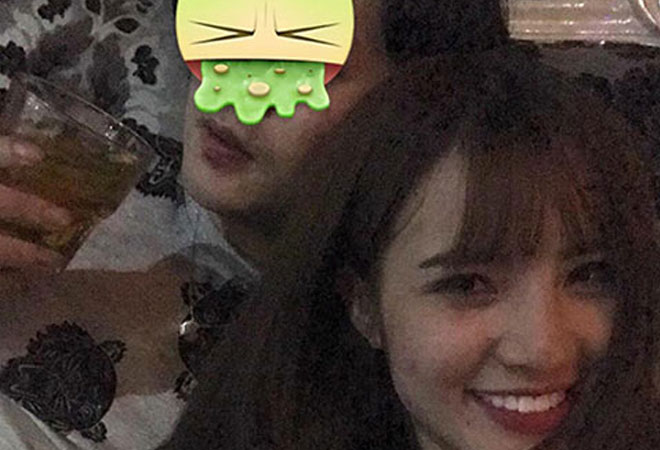 Em gái Công Vinh im lặng, khóa facebook trước hàng loạt scandal ở Singapore
