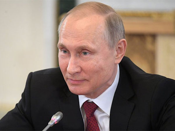 Tổng thống Putin "lên chức"