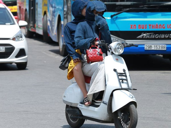 Dự báo thời tiết 12/6: Bắc Bộ nắng nóng 3 ngày liền