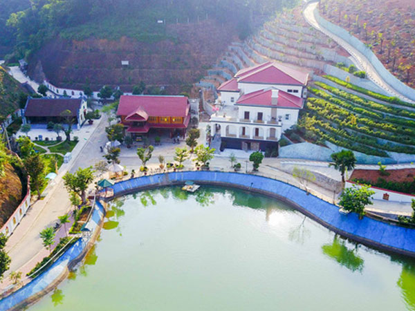 Hình ảnh khu dinh thự “siêu khủng” của Giám đốc Sở ở Yên Bái