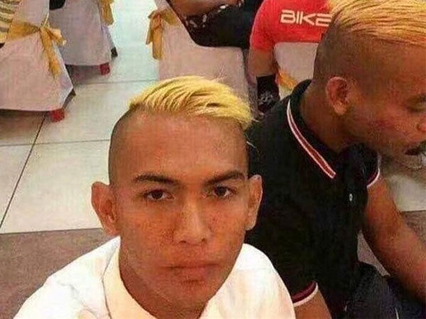 Sự thật phía sau bức ảnh cả ngàn thanh niên đầu vàng gây bão mạng