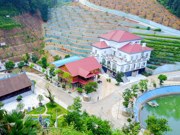 Dinh cơ “khủng” ở Yên Bái: Thanh tra nguồn tài sản của Giám đốc Sở?
