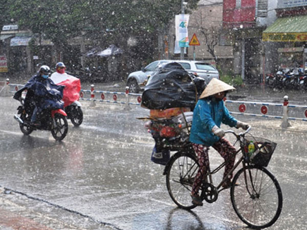 Dự báo thời tiết hôm nay (13.6): Mưa giông lớn trên diện rộng bao phủ toàn miền Bắc