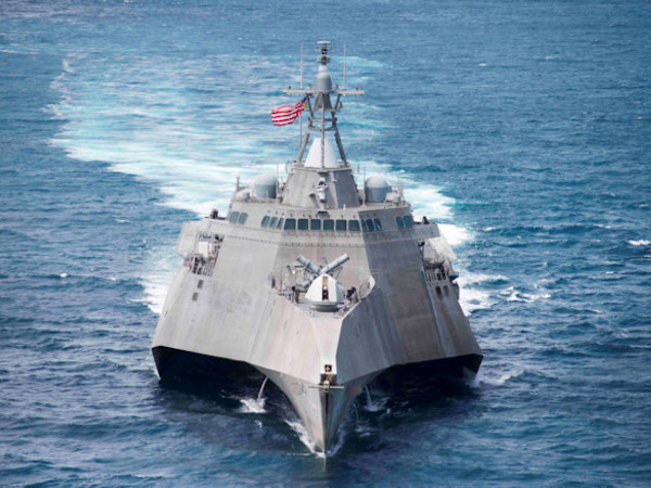 Tàu tác chiến USS Coronado của Mỹ đến cảng Cam Ranh