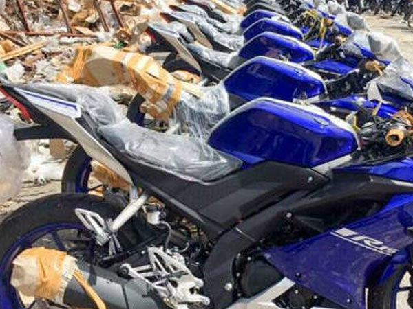 2017 Yamaha R15 V3 về các đại lý ở Việt Nam