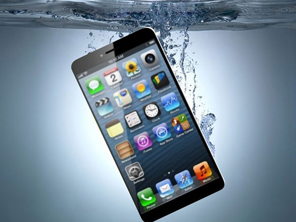 Đối tác Apple xác nhận iPhone 2017 sẽ có chống nước và sạc không dây
