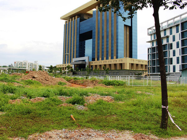 Đại gia "bỏ chạy", vùng ven TPHCM hoang tàn sau cơn sốt đất