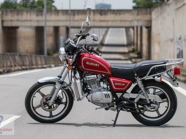 Suzuki GN125 2017 đầu tiên về Việt Nam giá trên 40 triệu đồng