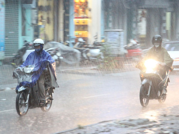 Bắc Bộ mưa lớn diện rộng, cảnh báo sạt lở đất ở miền núi