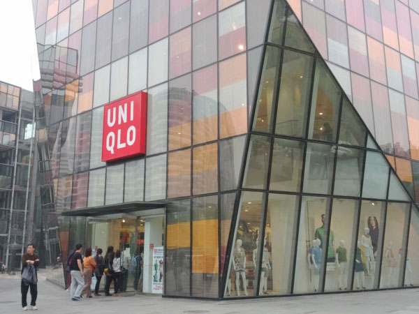 Sau H&M, Zara, đến lượt Uniqlo mở cửa hàng đầu tiên tại Sài Gòn?