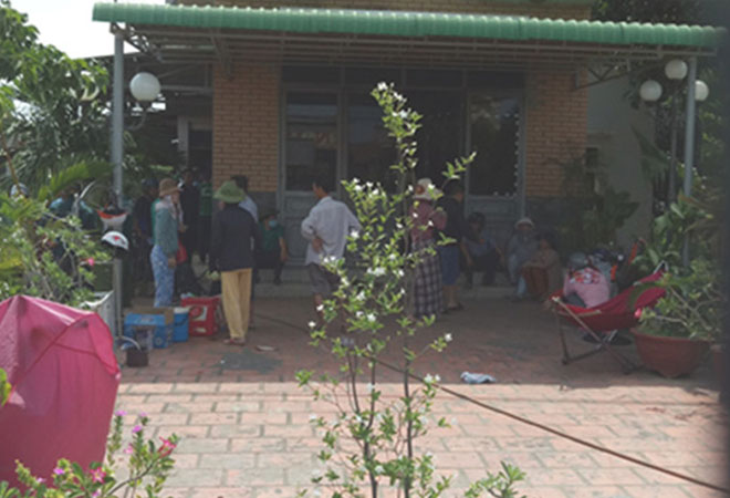 Cháy nhà, mẹ chết, 2 con nguy kịch