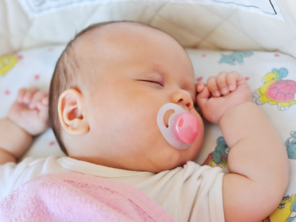 2 thói quen xấu hại trẻ cả đời nhưng nhiều mẹ vẫn "dung túng" để con làm