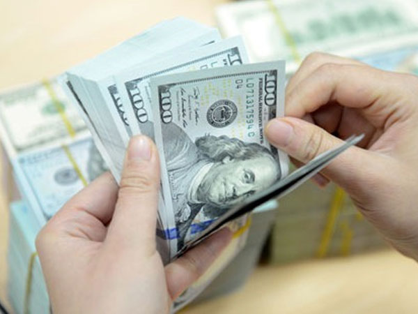 Lần thứ ba Ngân hàng Nhà nước nâng giá mua USD từ đầu 2017