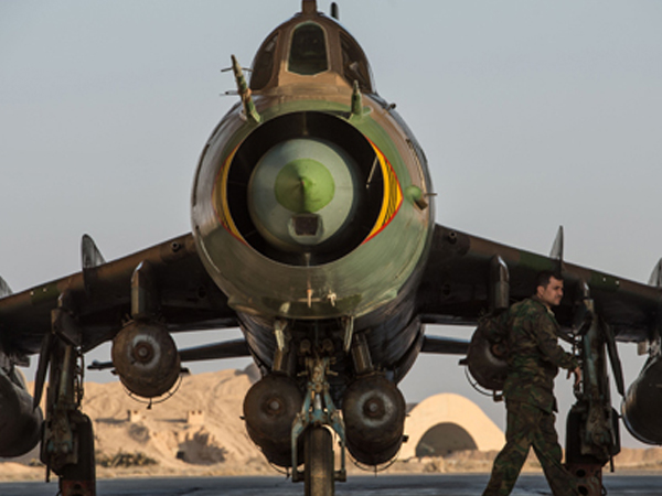 Mẫu cường kích Su-22 của không quân Syria vừa bị Mỹ bắn hạ