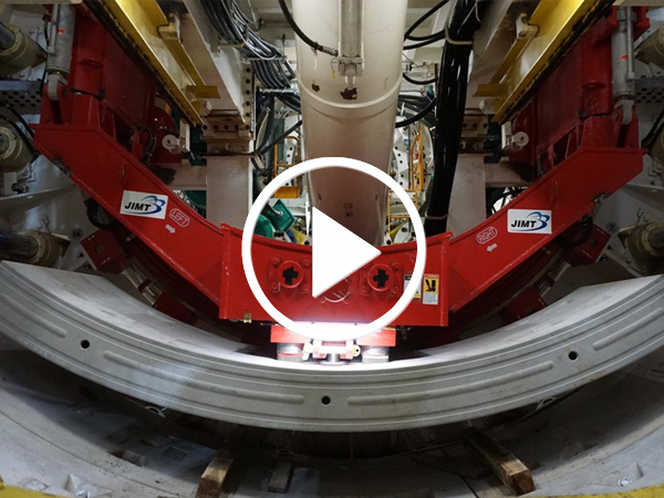 Video: Đường hầm metro 15 mét vừa được robot 300 tấn thi công