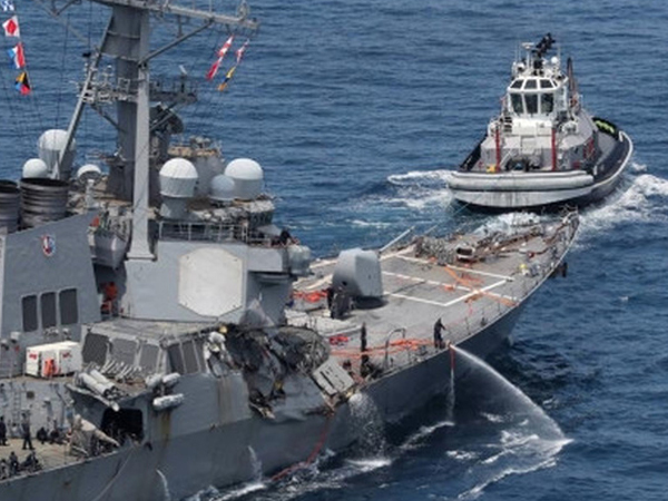 Vụ tàu khu trục USS Fitzgerald va tàu hàng: Hé lộ những chi tiết mới
