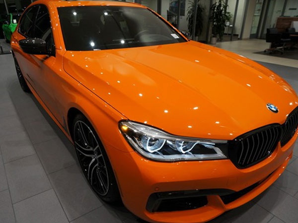 Cận cảnh chiếc BMW 750i 2017 với trang bị "nhiều như mây"