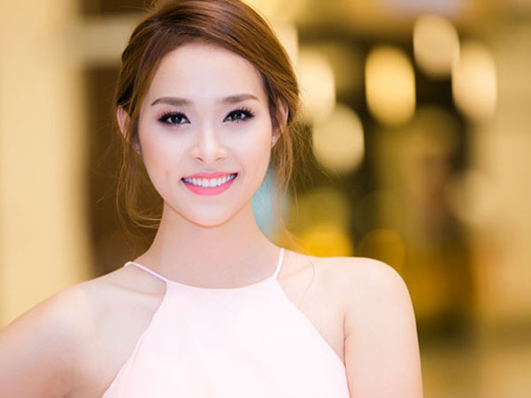 Lùm xùm Diệp Bảo Ngọc bỏ vai vì bị ép đóng cảnh "nóng"