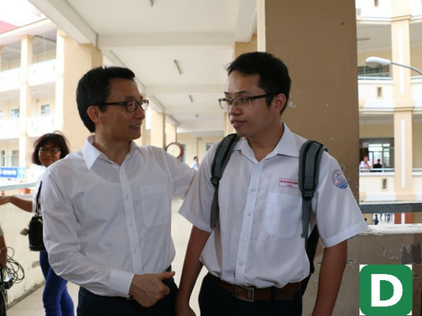 Phó Thủ tướng Vũ Đức Đam thị sát thi tại Cần Thơ