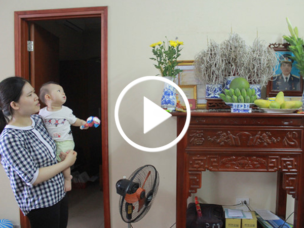 Video 1 năm sau tai nạn máy bay Casa 212: Lời kể từ người vợ của liệt sỹ duy nhất chưa tìm thấy thi thể