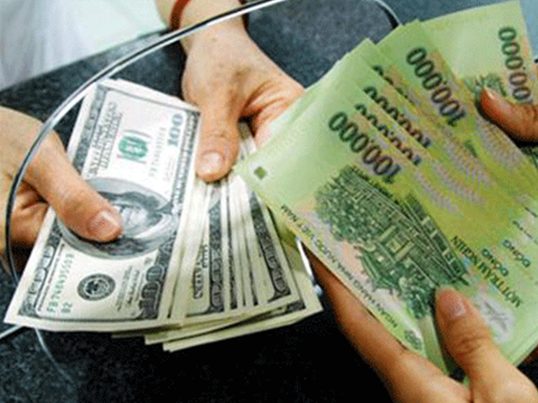Giá USD biến động nhẹ sáng đầu tuần