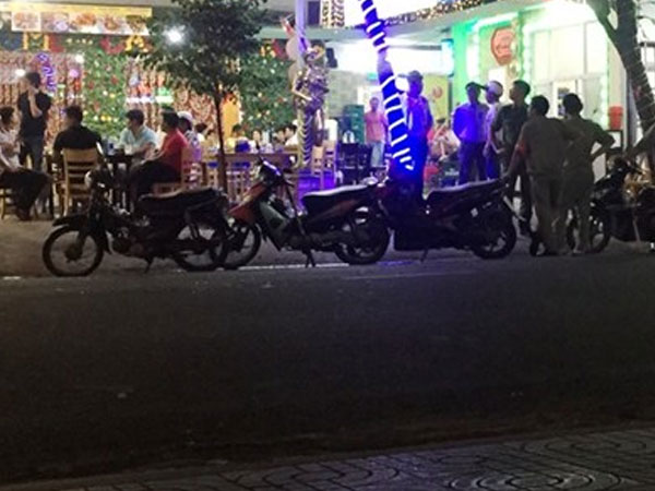 Hỗn chiến tại quán nhậu, thực khách vứt đũa bỏ chạy tán loạn