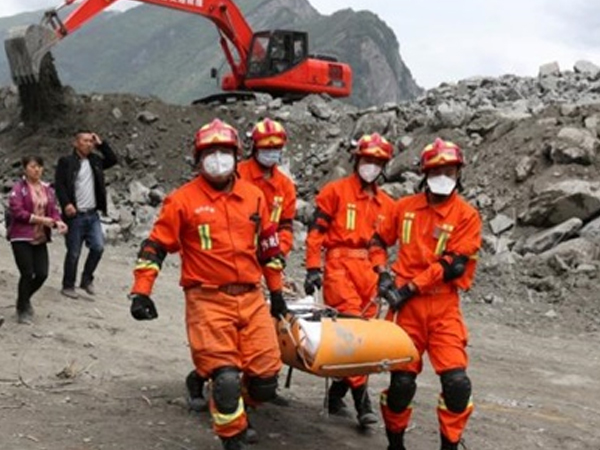 Hy vọng tắt dần với 93 người mất tích trong vụ sạt lở núi ở Trung Quốc