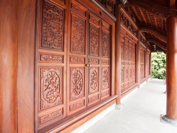 Choáng ngợp “biệt phủ” gỗ lim tinh xảo bậc nhất của đại gia Sài Gòn