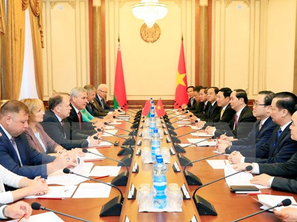 Chủ tịch nước Trần Đại Quang hội kiến Chủ tịch Hạ viện Belarus