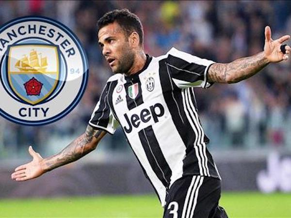 Dani Alves khẳng định tới Man City không phải vì tiền