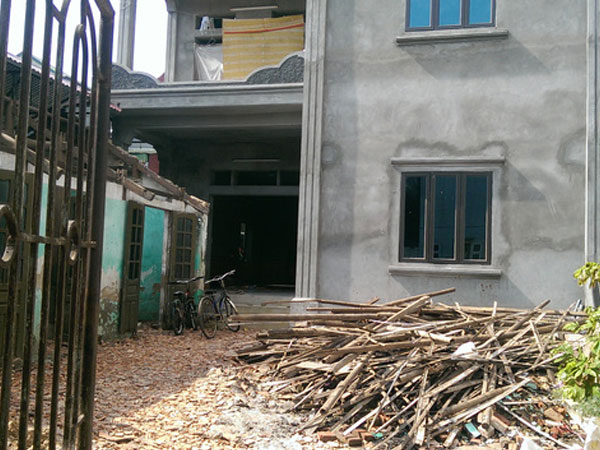 Hà Nội: Người cha thú tính, hiếp dâm con gái ruột suốt 3 năm trời