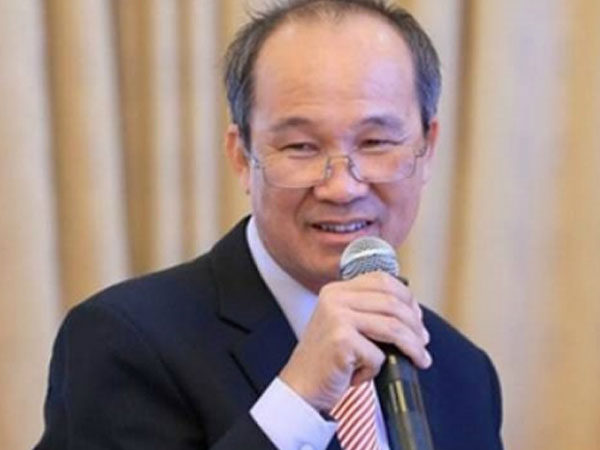 Ông chủ Him Lam ứng cử vào Sacombank