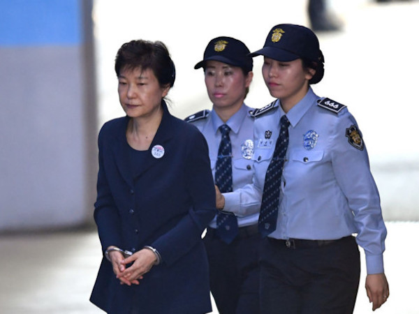 Triều Tiên tuyên án tử hình vắng mặt bà Park Geun Hye
