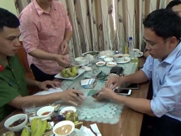Báo Giáo dục Việt Nam thuê 2 luật sư bảo vệ ông Duy Phong