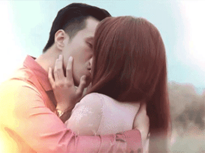 "Sống chung với mẹ chồng" kết thúc với nụ hôn ngọt ngào của Vân và Sơn