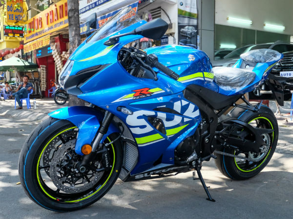 Suzuki GSX-R1000 2017 đầu tiên tại Việt Nam