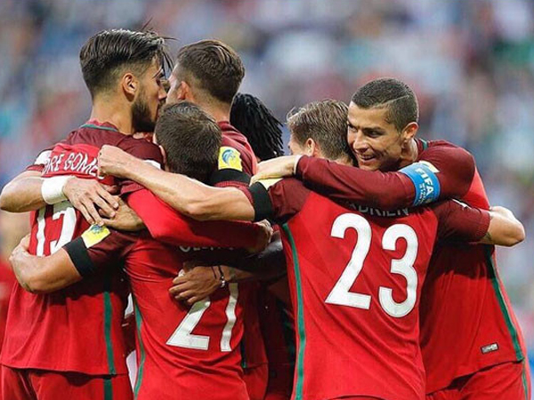 Ronaldo cổ vũ đồng đội trên mạng xã hội