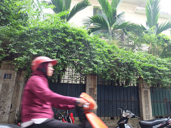 Biệt thự công vụ 12 Nguyễn Chế Nghĩa đang bị bỏ hoang?